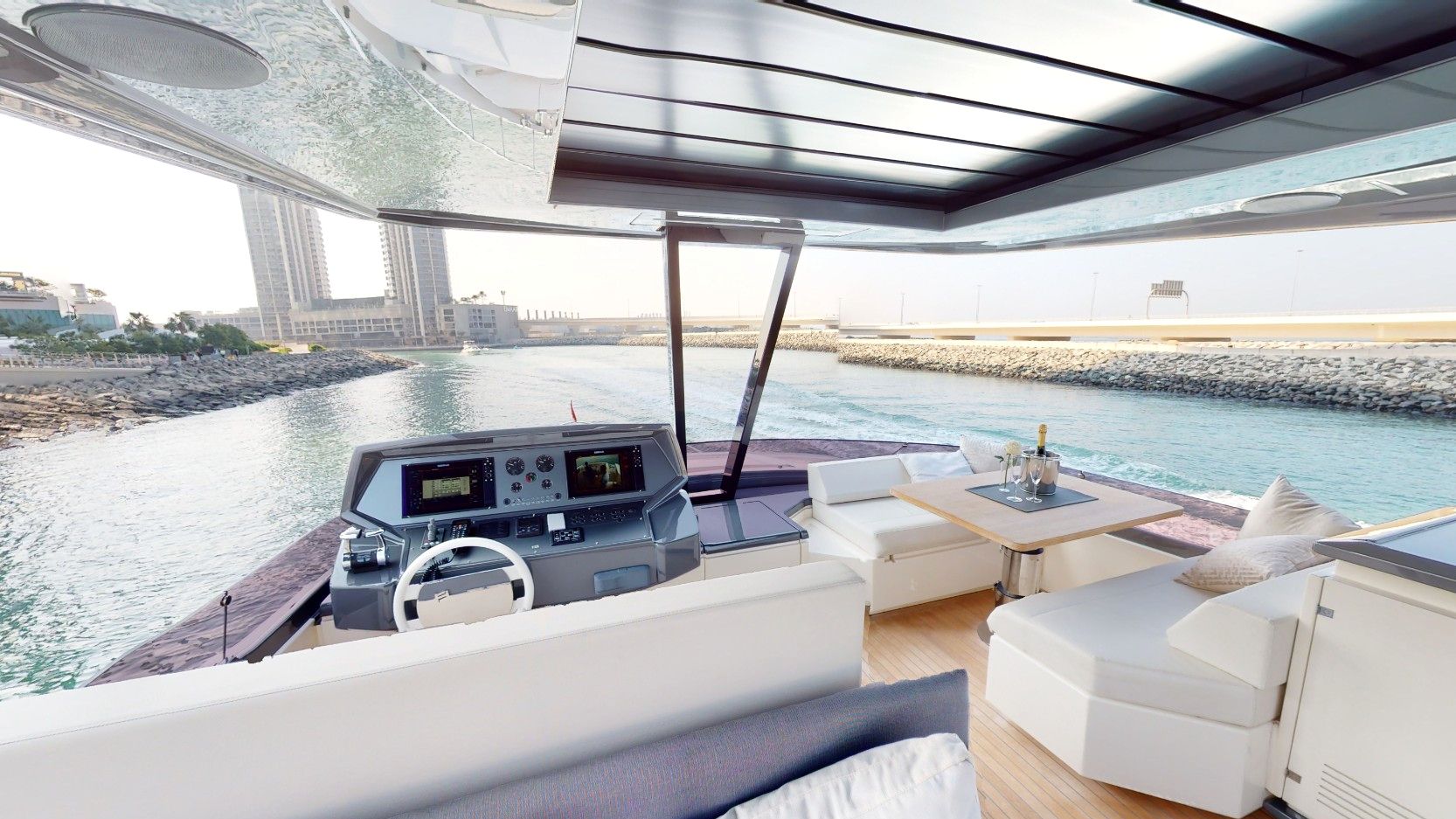 Ferretti 78 ft, gallery image 9