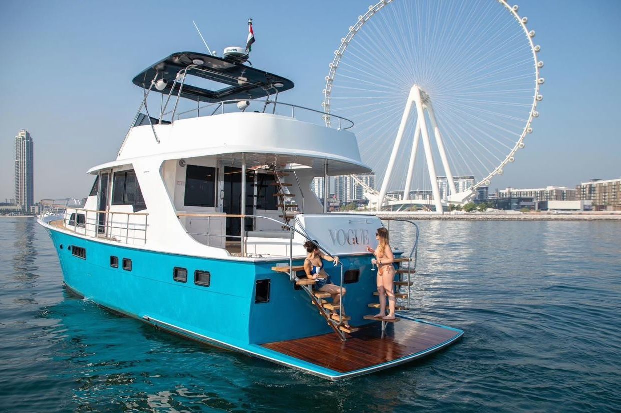 Vogue Hatteras, gallery image 2