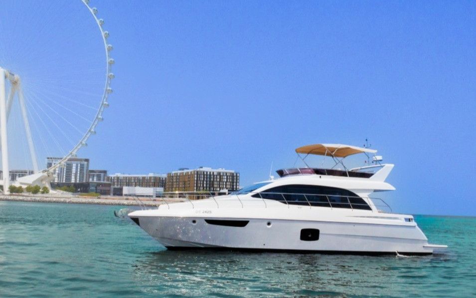 Sky Walker Lee (52 ft)