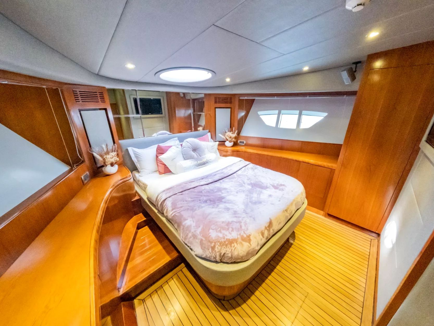 Azimut Lana, gallery image 4