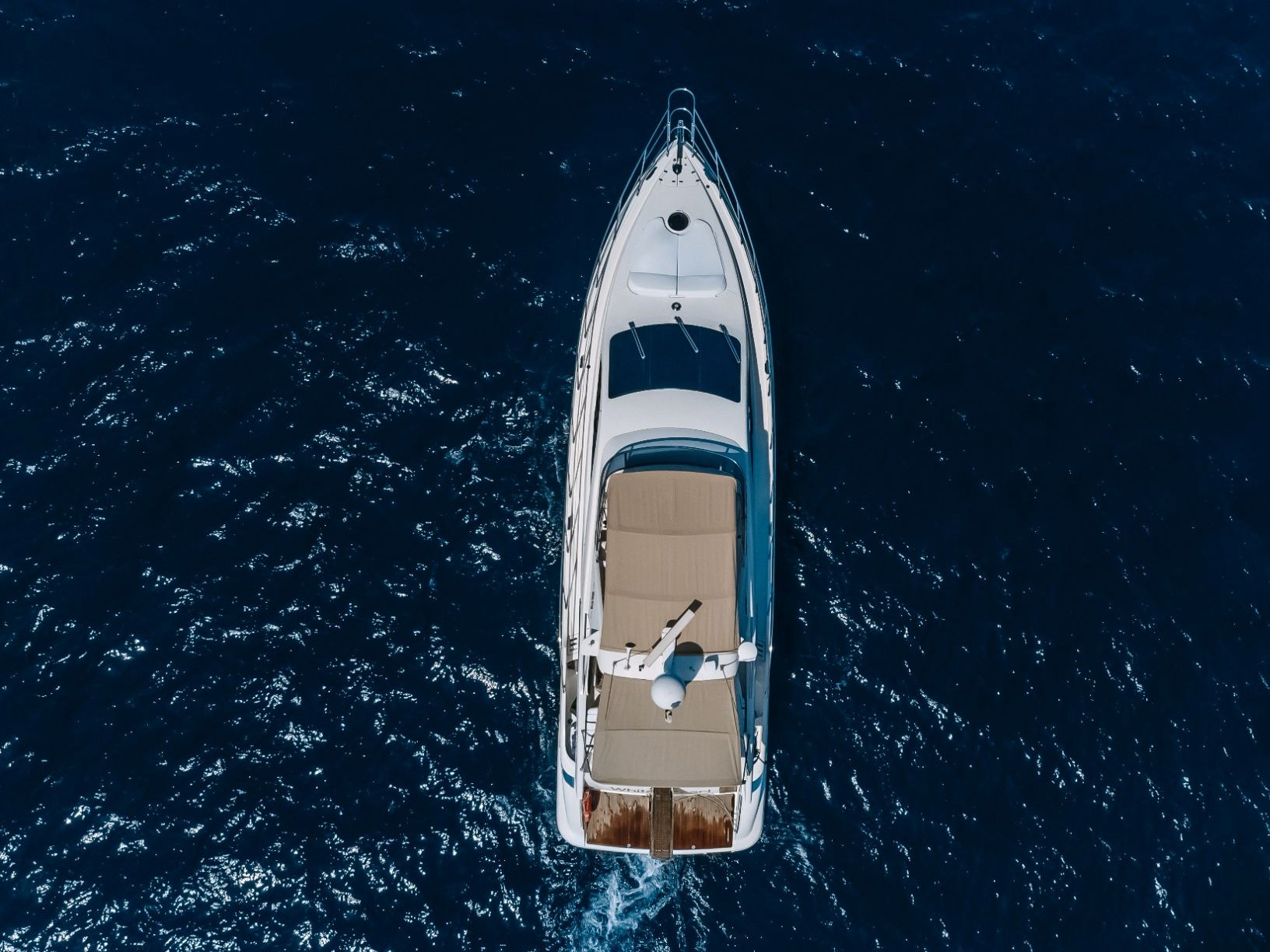 Azimut White Pearl, gallery image 10
