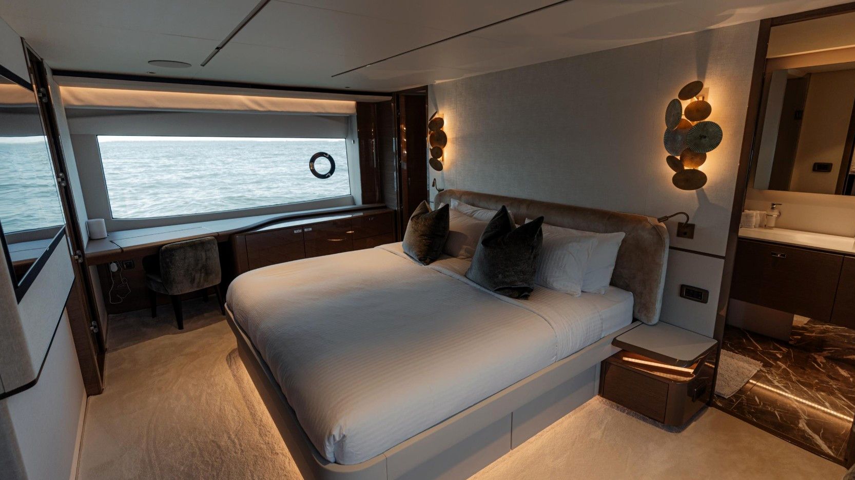 Princess 95X Super-flybridge, gallery image 8