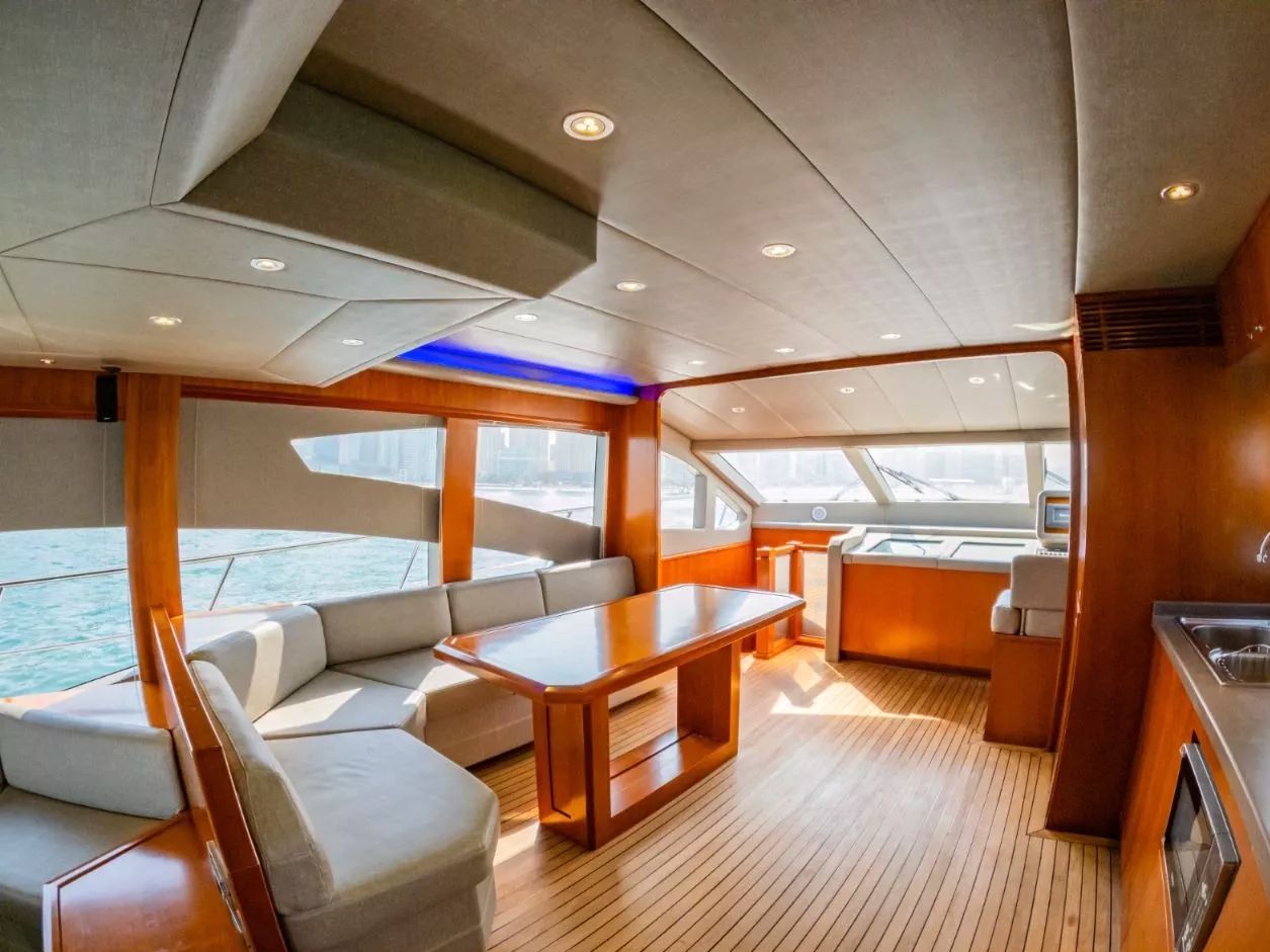Azimut Lana, gallery image 2