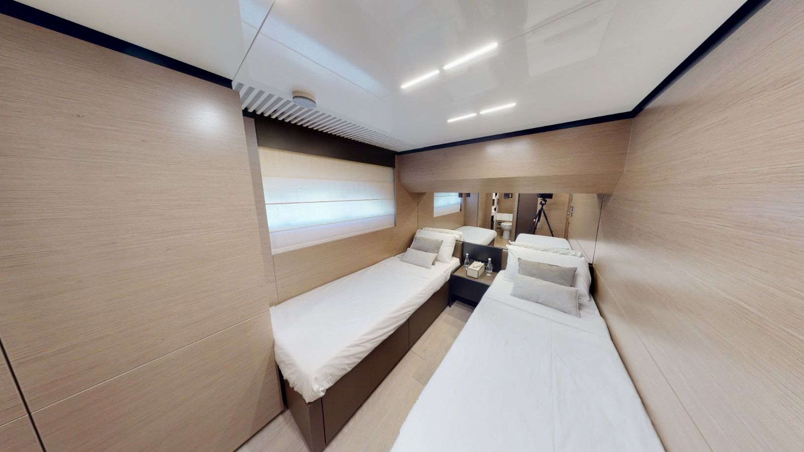Ferretti 78 ft, gallery image 4