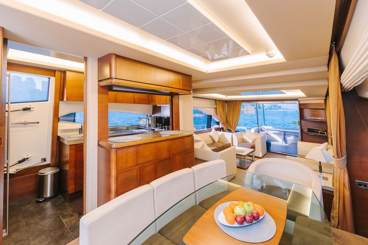 Azimut Viktoria, gallery image 8