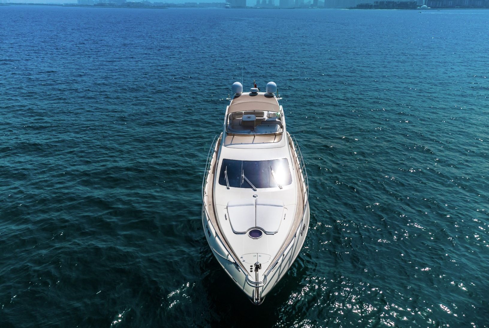 Azimut Lucky Star, gallery image 3