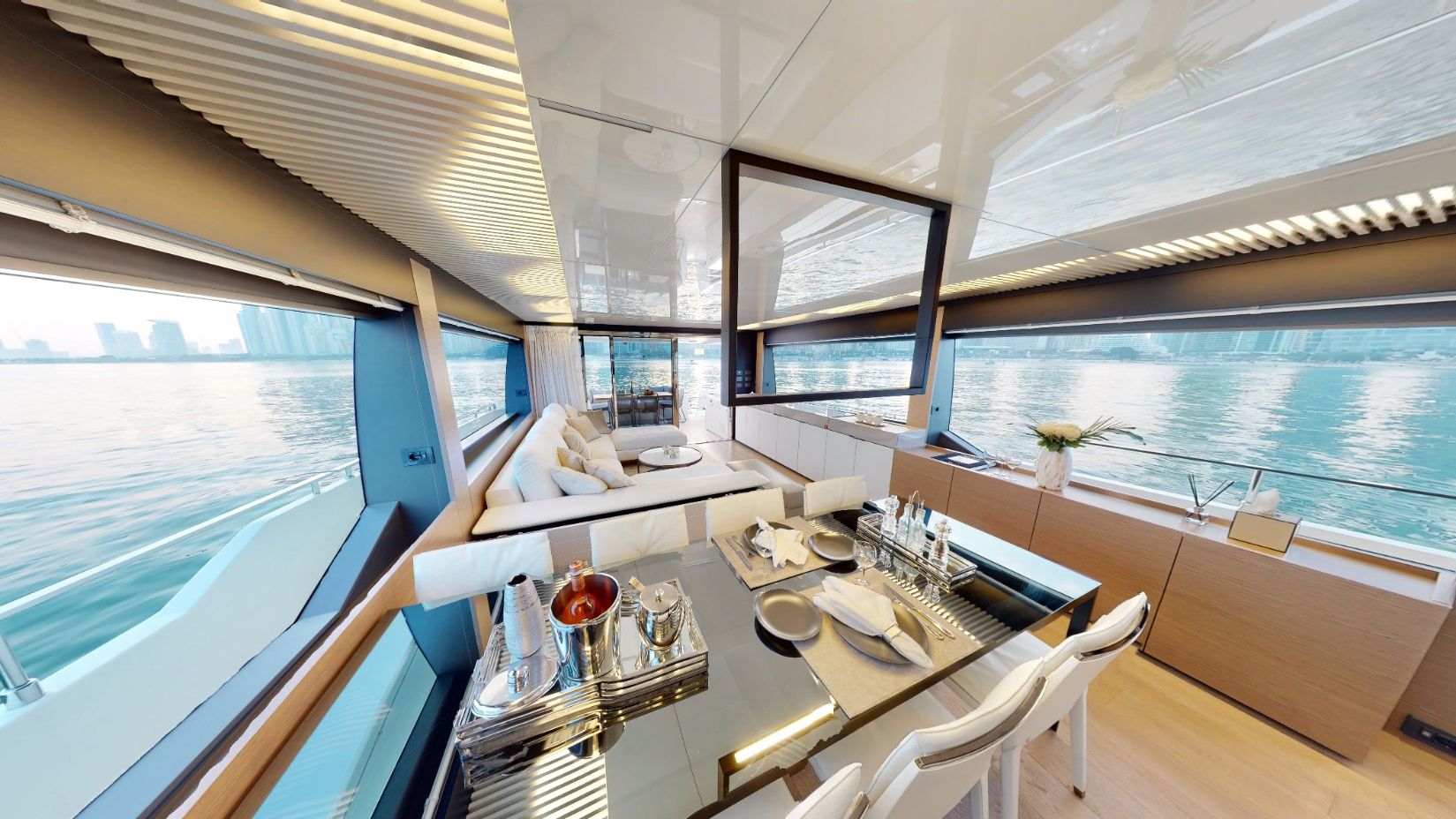 Ferretti 78 ft, gallery image 10