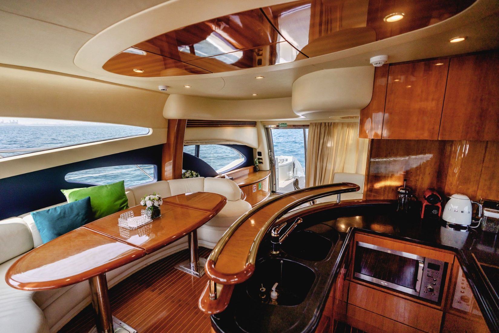 Azimut Lucky Star, gallery image 8