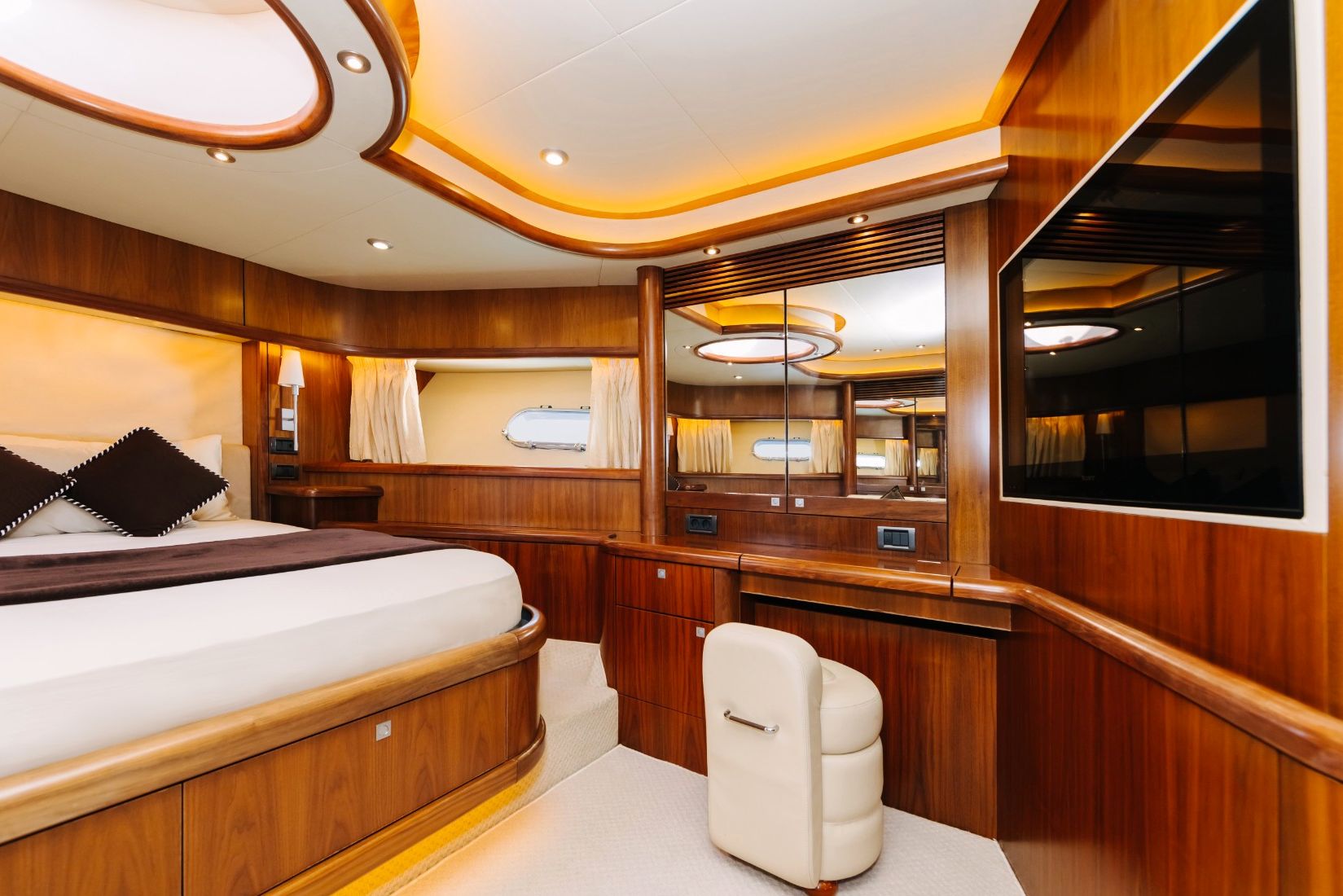 Sunseeker Why Not, gallery image 3