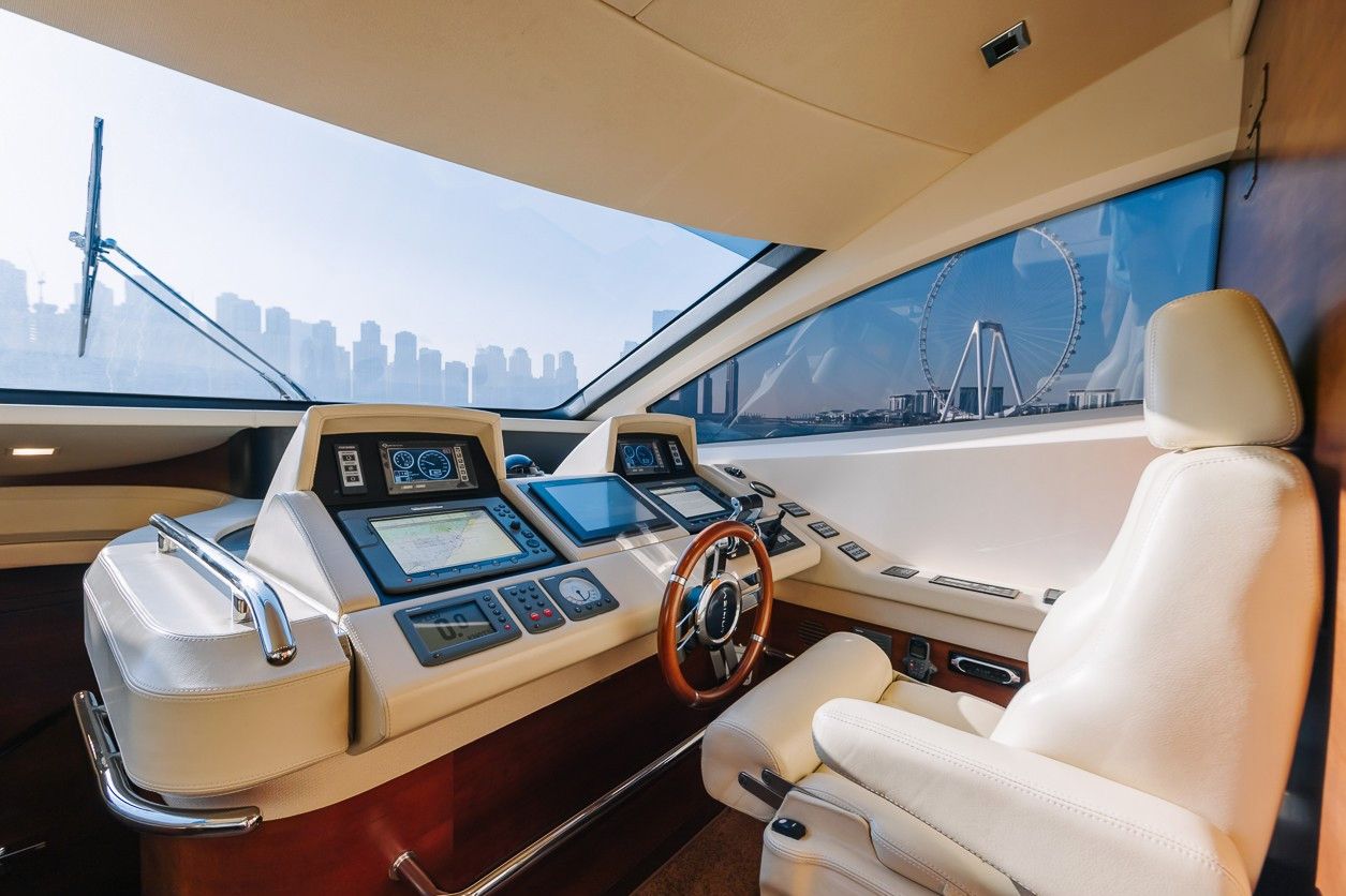 Azimut Viktoria, gallery image 10